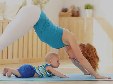 Yoga Postnatal - Plus d'1h30 de Yoga Postnatal en ligne (Yoga après grossesse) | 