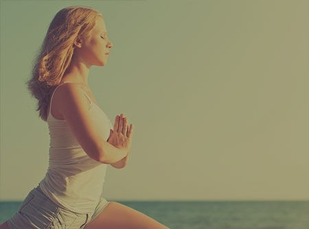 Yoga : Pratique des asanas - 8 classes de yoga en ligne pour débutant | 