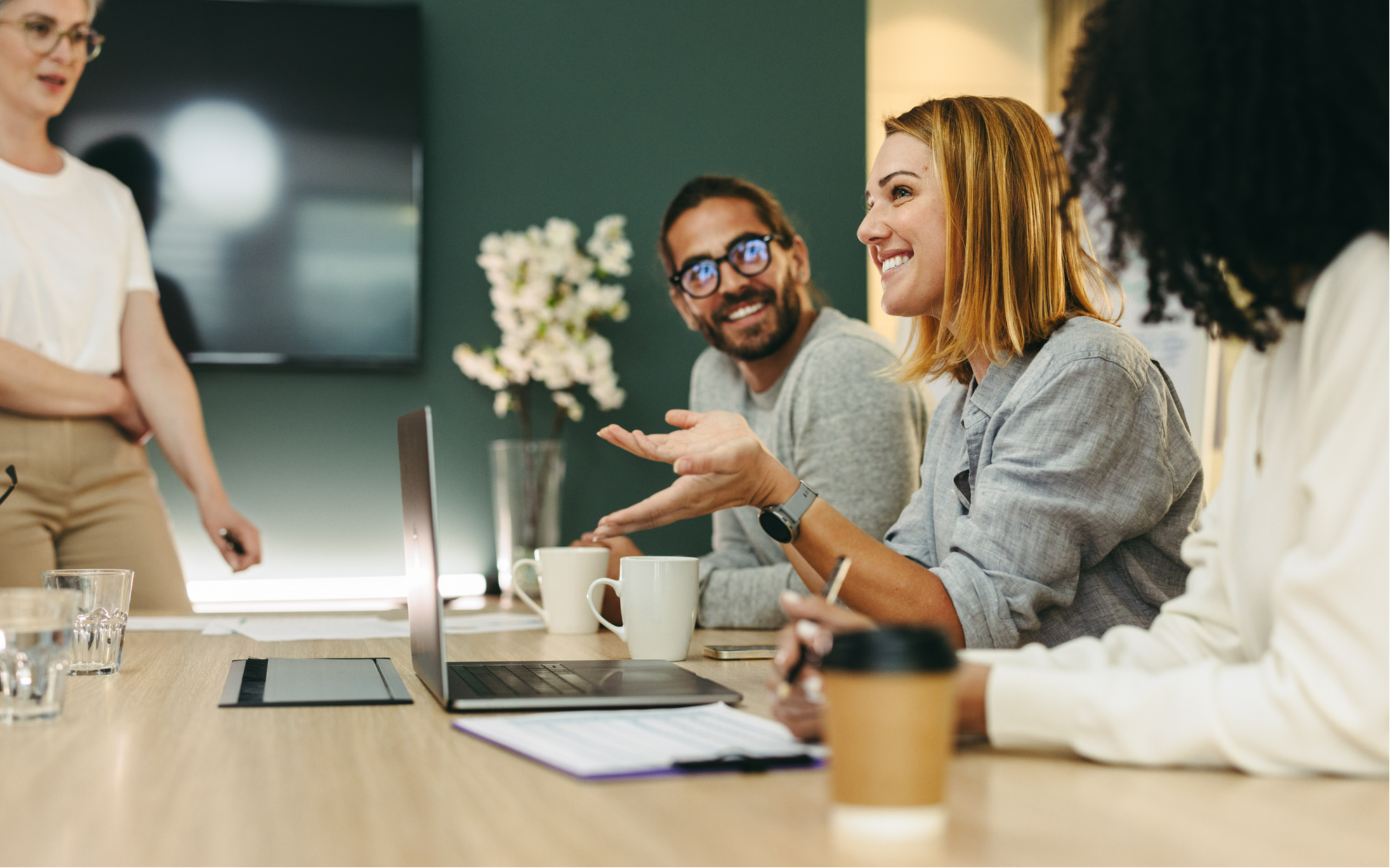 La communication non verbale - Apprendre à lire le langage corporel en ligne | 